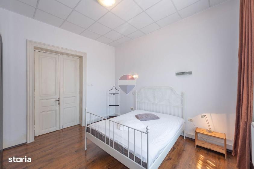 Apartament cu 3 camere semidecomandat în Parcul Carol