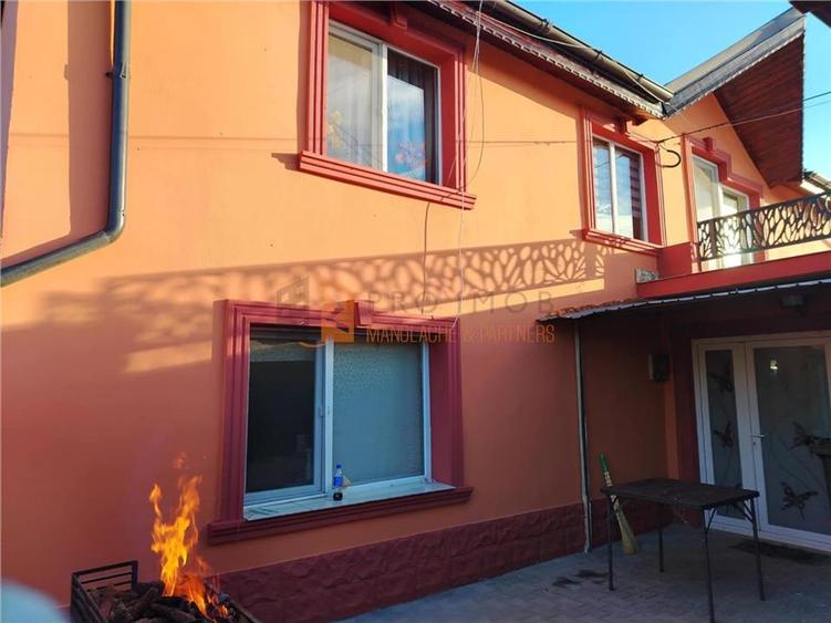 Casă individuală cu 3 camere cu Canalizare în Smeeni