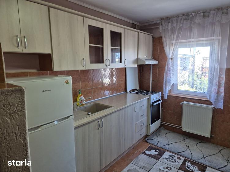 Apartament cu 2 camere semidecomandat în Confecții