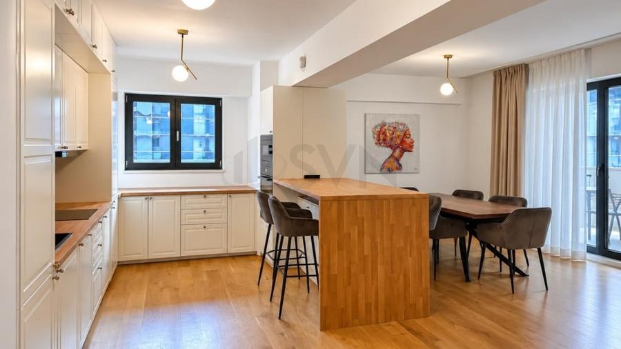 Apartament cu 3 camere decomandat în Aviației