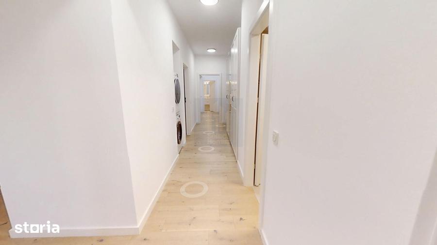 Apartament cu 4 camere în Central