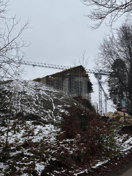 Teren Construcții intravilan de 4000 mp, în Calea Moroieni