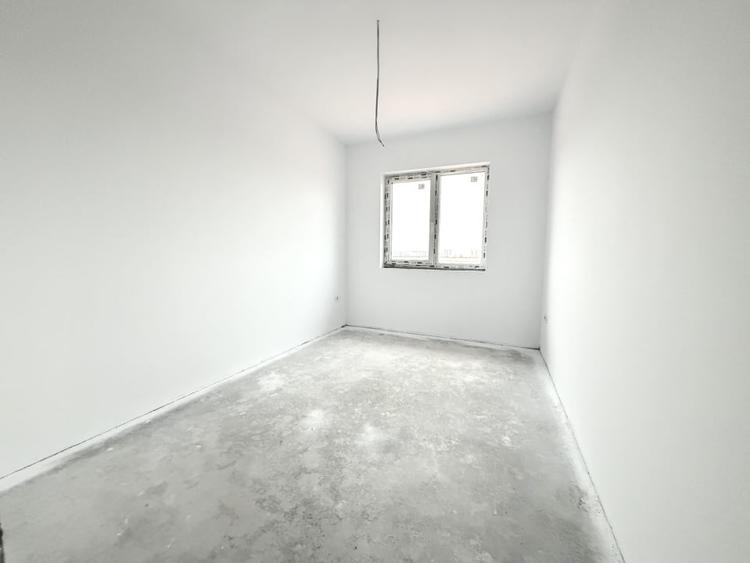Duplex cu 4 camere cu Teren 330 Mp în Giroc