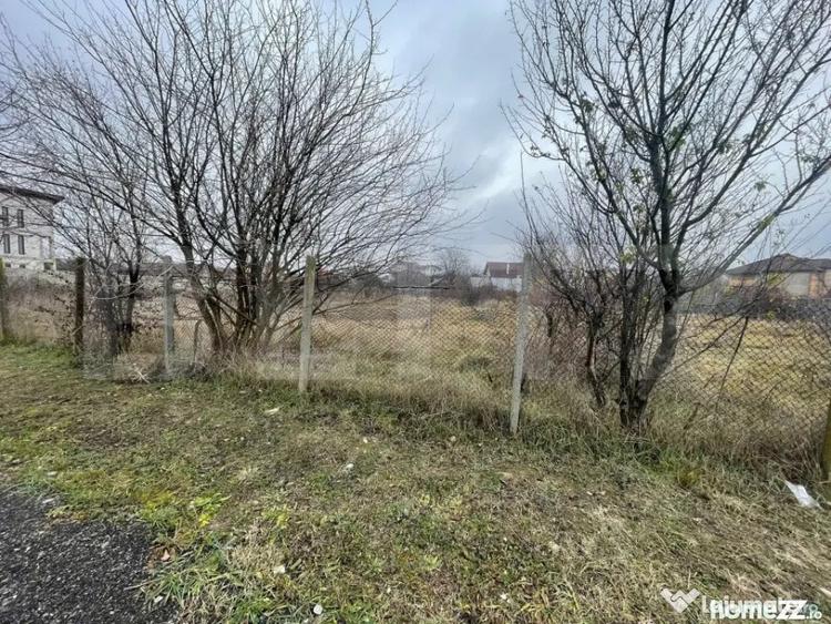 Teren de 750 mp, în Debarcader