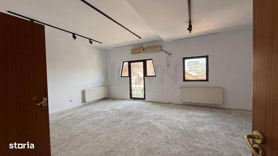 Casă cu 4 camere cu Teren 303 Mp în Domenii