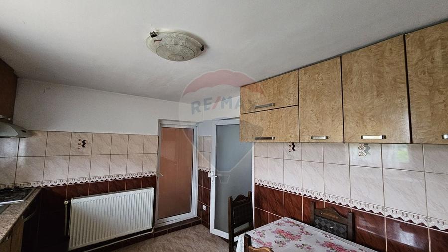 Casă individuală cu 5 camere cu Teren 526 Mp în Chilișeni