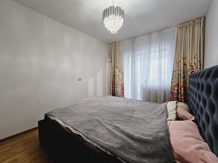 Apartament cu 3 camere decomandat, mobilat în Central