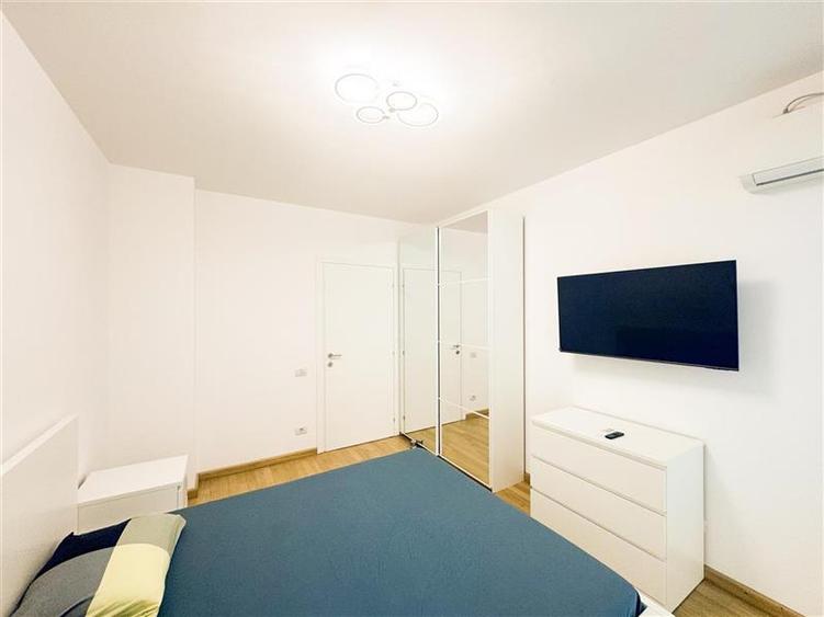 Apartament cu 3 camere semidecomandat, mobilat în Herăstrău