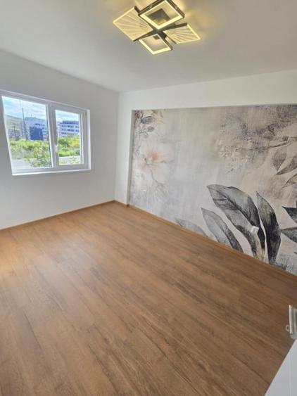 Apartament 3 camere zona Baciu - 1