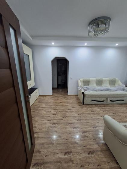 Apartament cu 2 camere semidecomandat în Mihai Viteazul