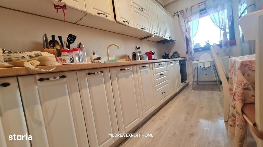 Apartament cu 3 camere în Otopeni