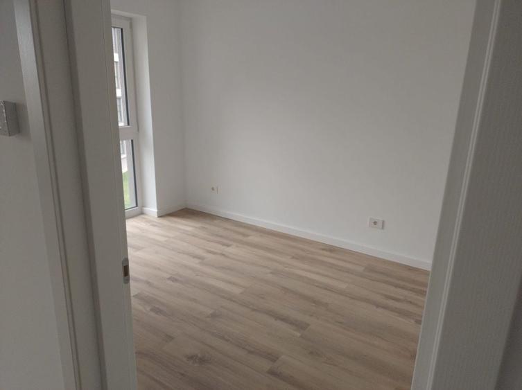 Apartament cu 2 camere nedecomandat în Lotus