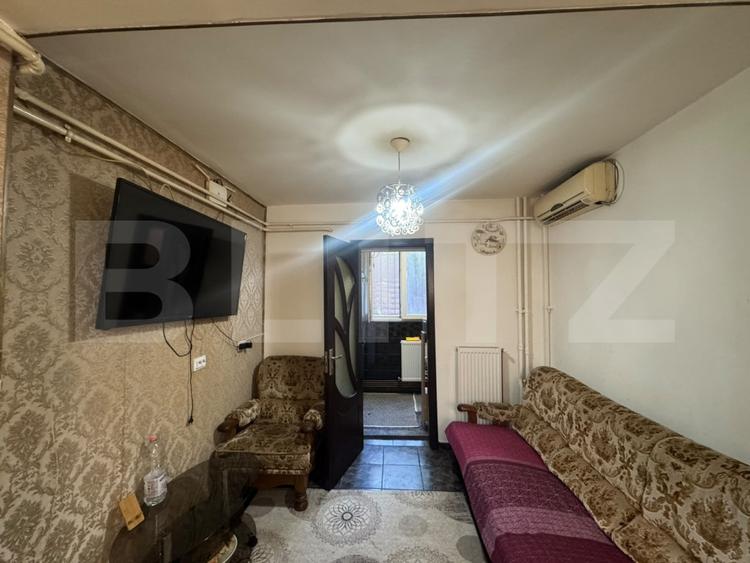 Apartament cu 3 camere decomandat, mobilat în Valea Rosie