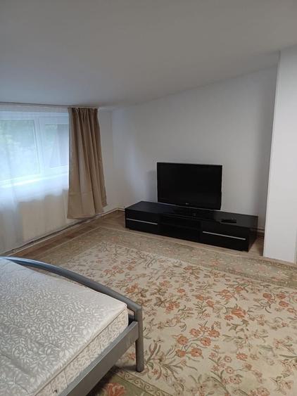 Apartament cu 4 camere în Brâncoveanu