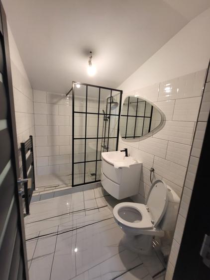 Apartament cu 2 camere decomandat în Otopeni