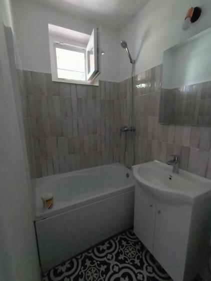 Apartament cu 2 camere semidecomandat în Ultracentral