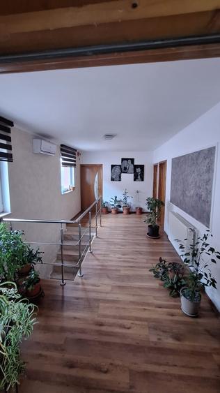 Casă cu 4 camere cu Teren 330 Mp în Lumina