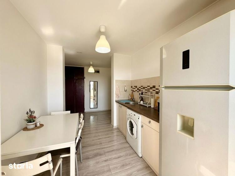 Apartament cu 3 camere decomandat, mobilat în Tei