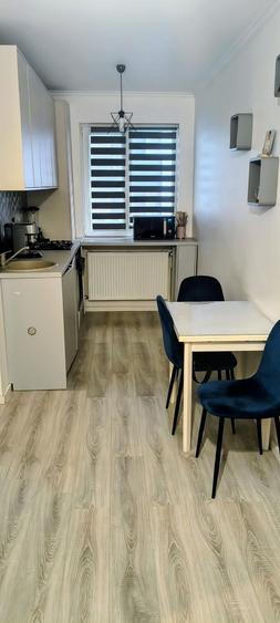 Apartament cu 2 camere decomandat în Florești