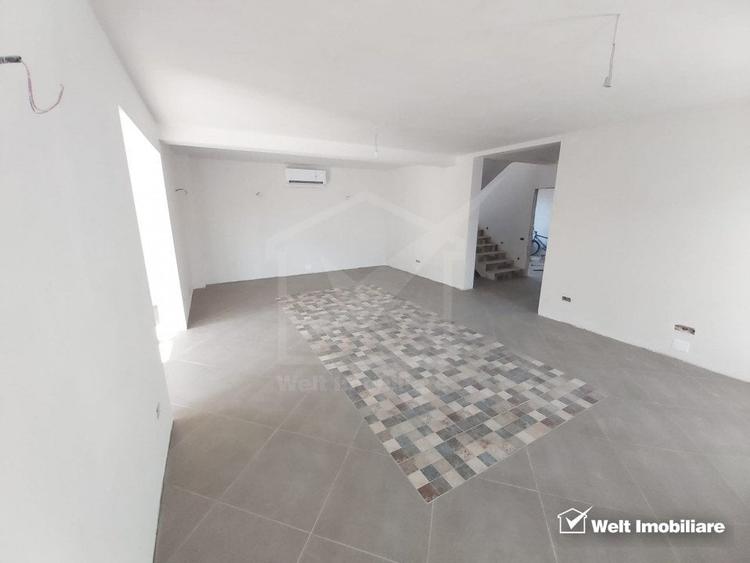 Casă individuală cu 5 camere cu Teren 500 Mp în Pata