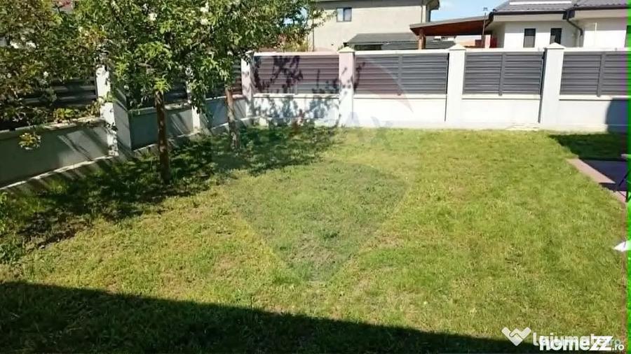 Casă cu 5 camere cu Teren 481 Mp în Domnești