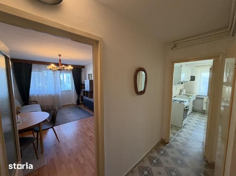Apartament cu 2 camere în Micro 14
