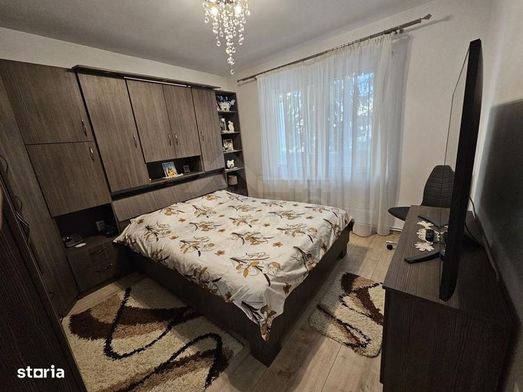 Apartament cu 2 camere decomandat în Pandurilor