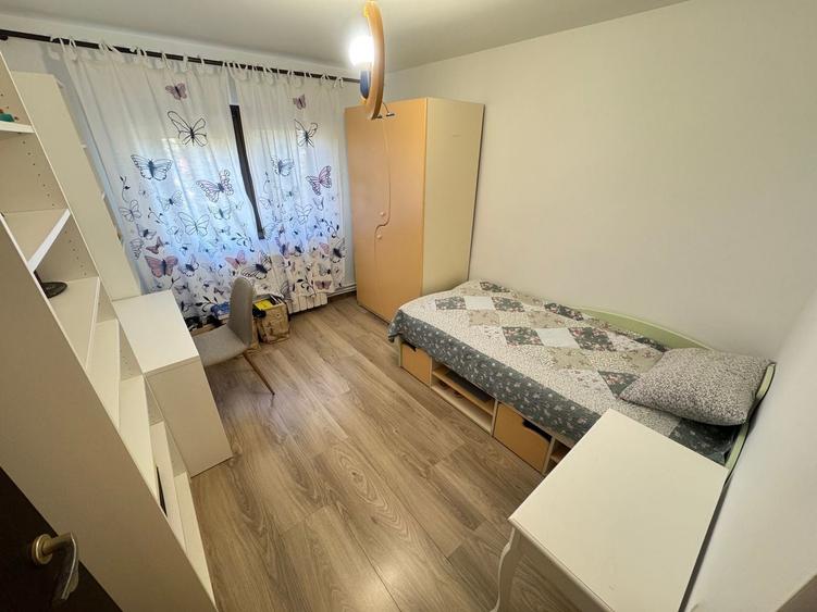 Apartament 3 camere zona Km 5 Renovat cu Centrala si Parcare - 5