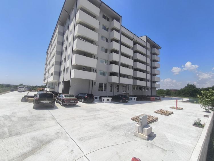 Apartament cu 2 camere decomandat în Berceni