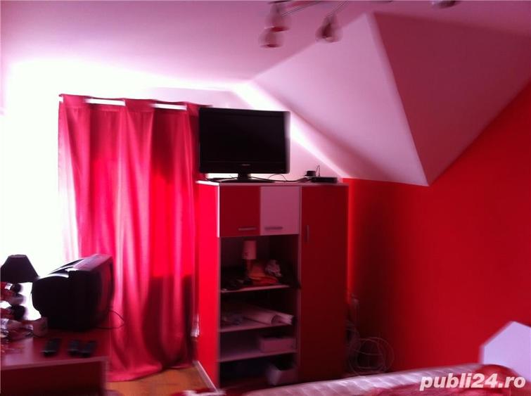 Casă cu 5 camere cu Teren 400 Mp în Teișani