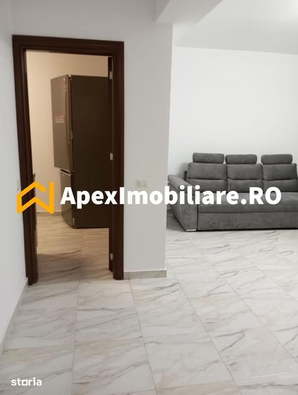 Apartament cu 3 camere decomandat în Theodor Pallady