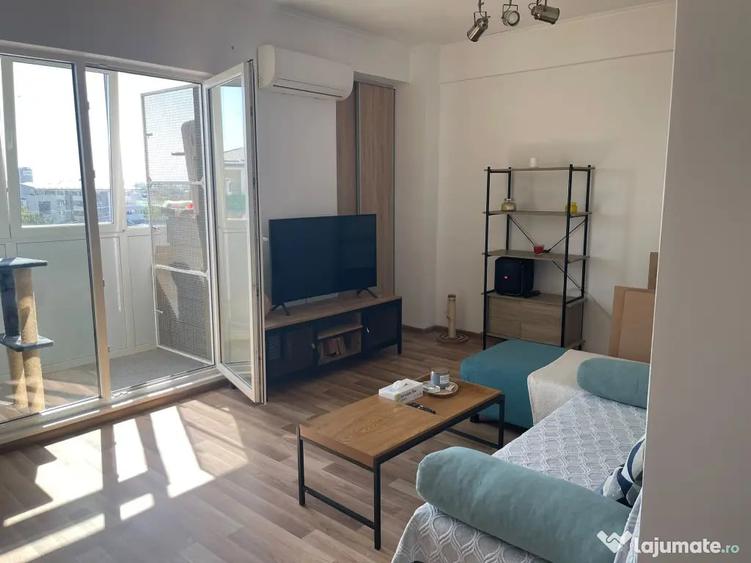 Apartament cu 2 camere decomandat în Sud