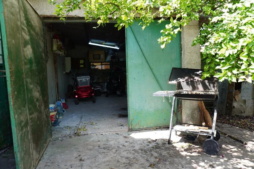 Casă individuală cu 3 camere cu Canalizare în Nord