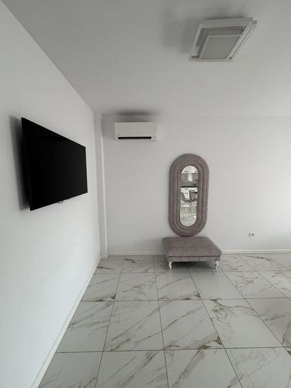 Apartament cu 2 camere decomandat în Giroc