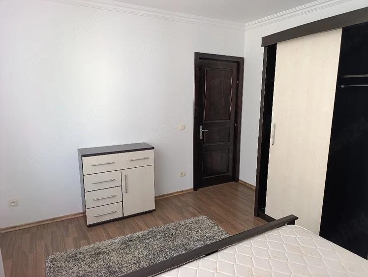 Apartament cu 2 camere decomandat în Precista
