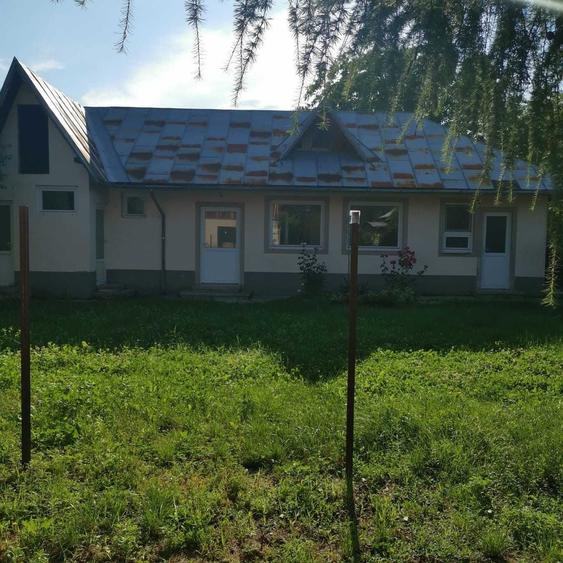 Casă cu 4 camere în Gura Vitioarei