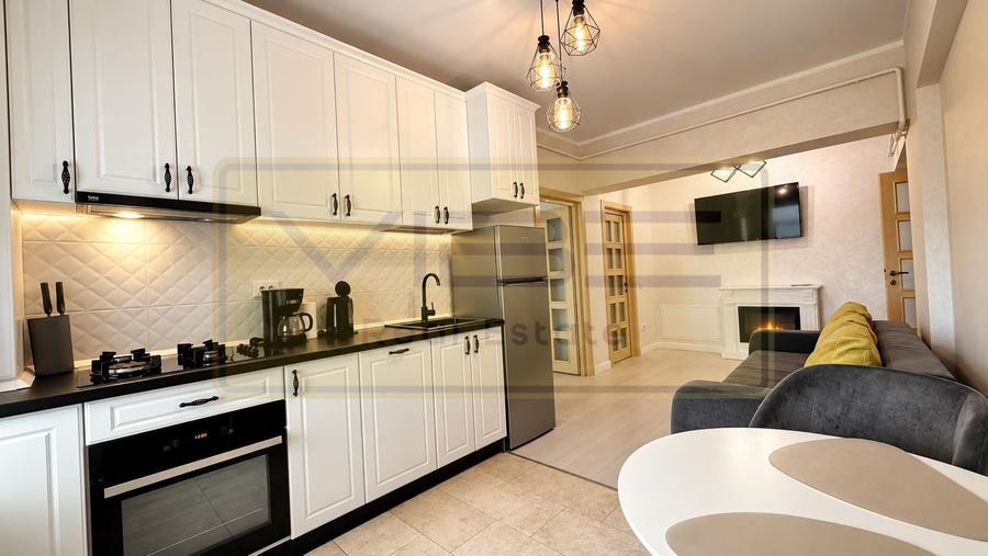 Apartament cu 2 camere semidecomandat, mobilat în Copou