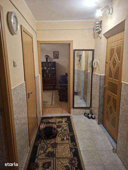 Apartament cu 2 camere în Calea București