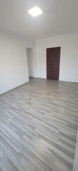 Apartament 2 camere in Simeria - 1