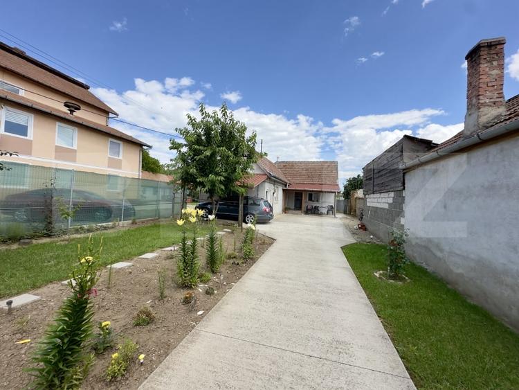 Casă individuală cu 6 camere cu Garaj în Vințu de Jos