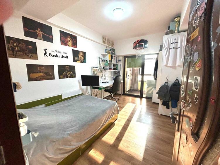 Apartament cu 3 camere decomandat în Central