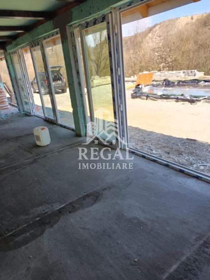 Casă individuală cu 2 camere cu Piscina în Exterior Vest