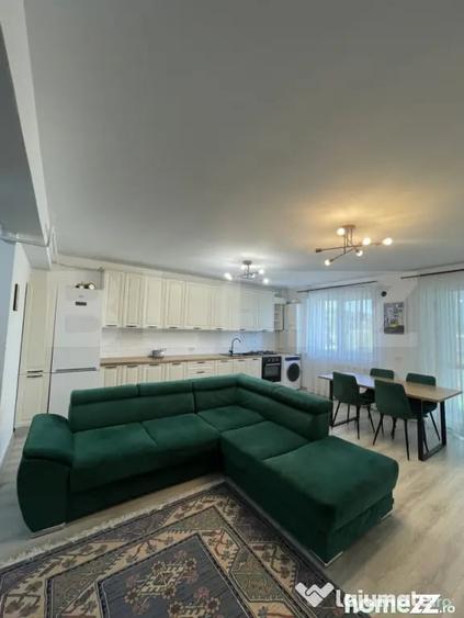 Apartament cu 3 camere semidecomandat în Central