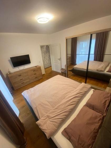 Casă cu 4 camere cu Teren 180 Mp în Râșnov