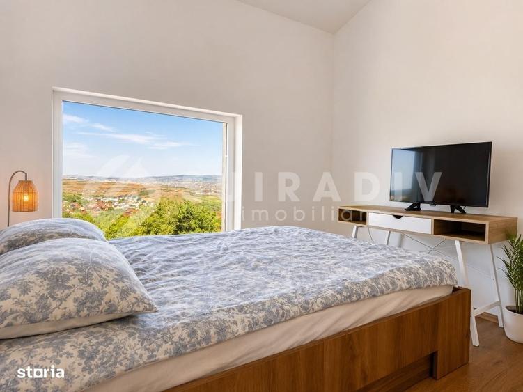 Casa pet friendly, curte de 250 mp, 2 parcari- Dezmir - 1
