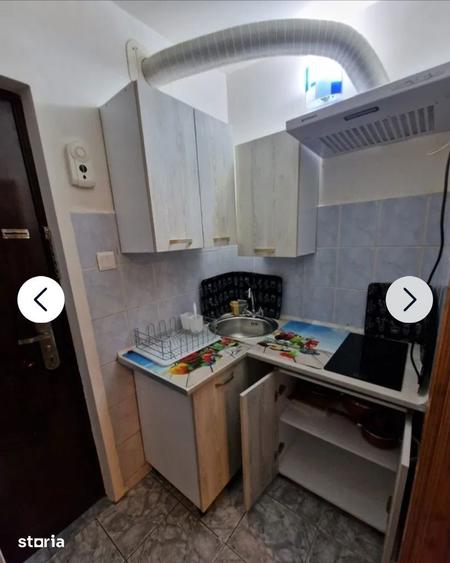 Garsonieră în Far