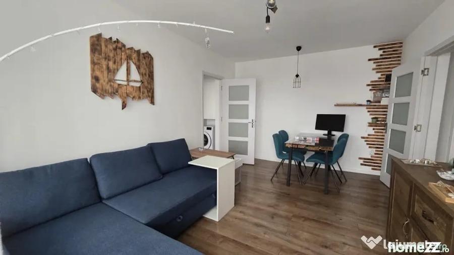 Apartament cu 2 camere semidecomandat în Central