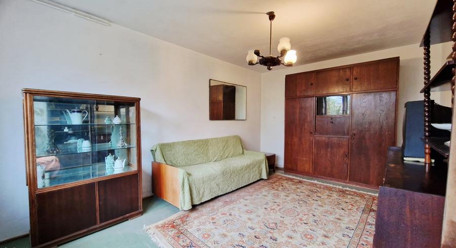 Apartament cu 2 camere decomandat, mobilat în Titan