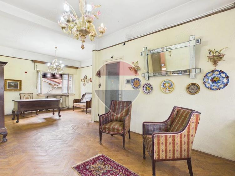 Apartament cu 4 camere semidecomandat în Ferdinand