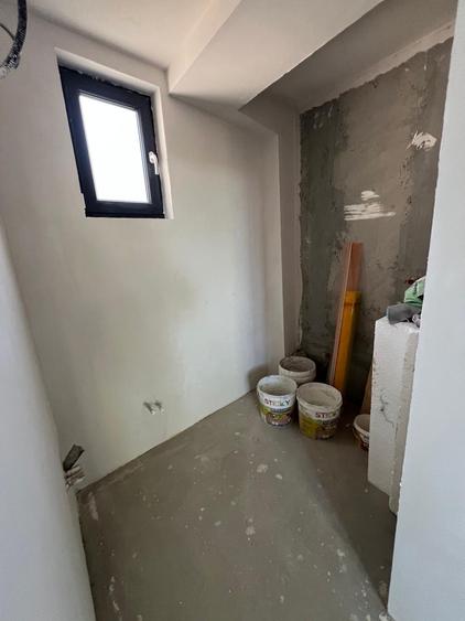 Casă individuală cu 4 camere cu Teren 300 Mp în Rediu